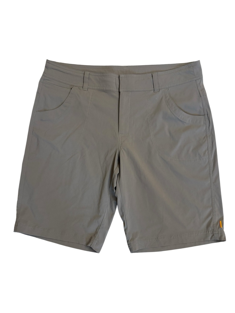 Lucy Tan Activewear Bermuda Hiking Shorts Size Large
